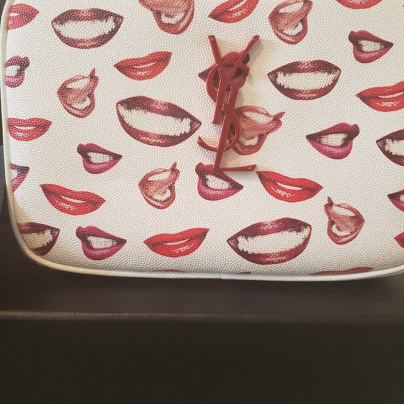 ❌SOLD❌SAINT LAURENT Lou Camera Bag - Picture 4 of 9